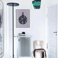 Artemide Athena LED-gulvlampe, 2 700 K, svart| Gulvlamper