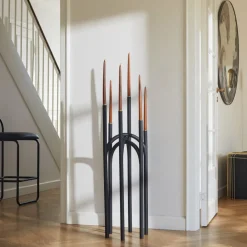 AYTM Angui lysestake, svart, høyde 92 cm, jern| Møbel Og Interiør