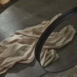 AYTM Circum speil, grå/svart, Ø 70 cm, glass, MDF-tre| Møbel Og Interiør