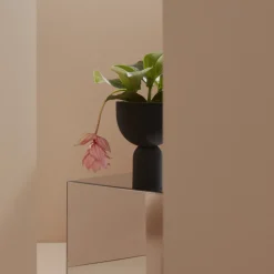 AYTM Torus blomsterpotte, svart, Ø 22 cm, høyde 30,6 cm, jern Outlet