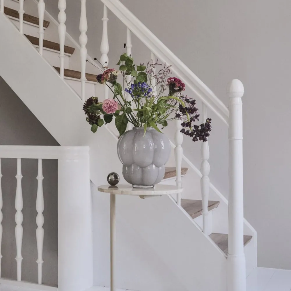 AYTM Uva-vase, Ø 26 cm, duegrå, glass, munnblåst| Møbel Og Interiør