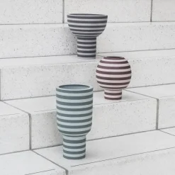 AYTM Varia vase, grønn, Ø 15 cm, høyde 30 cm, keramikk| Møbel Og Interiør