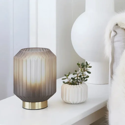 Beacon Lighting Beacon bordlampe Clancy, skjerm i røykgrått glass, høyde 17 cm| Bordlamper