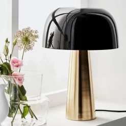 Markslöjd Blanca bordlampe, bronse/svart| Bordlamper