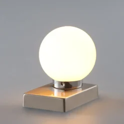 Lindby Bordlampe Naomi med glasskule Hot