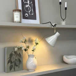 Dyberg Larsen Sleep klemmelampe, kitthvit, Ø 15 cm, stål Best