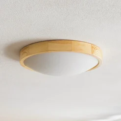 Envostar Zeus taklampe i tre, furu, Ø 37 cm| Design- Og Hotellbelysning