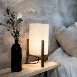 Markslöjd Eruca bordlampe, høyde 39 cm, brun/beige, tre/lin| Bordlamper
