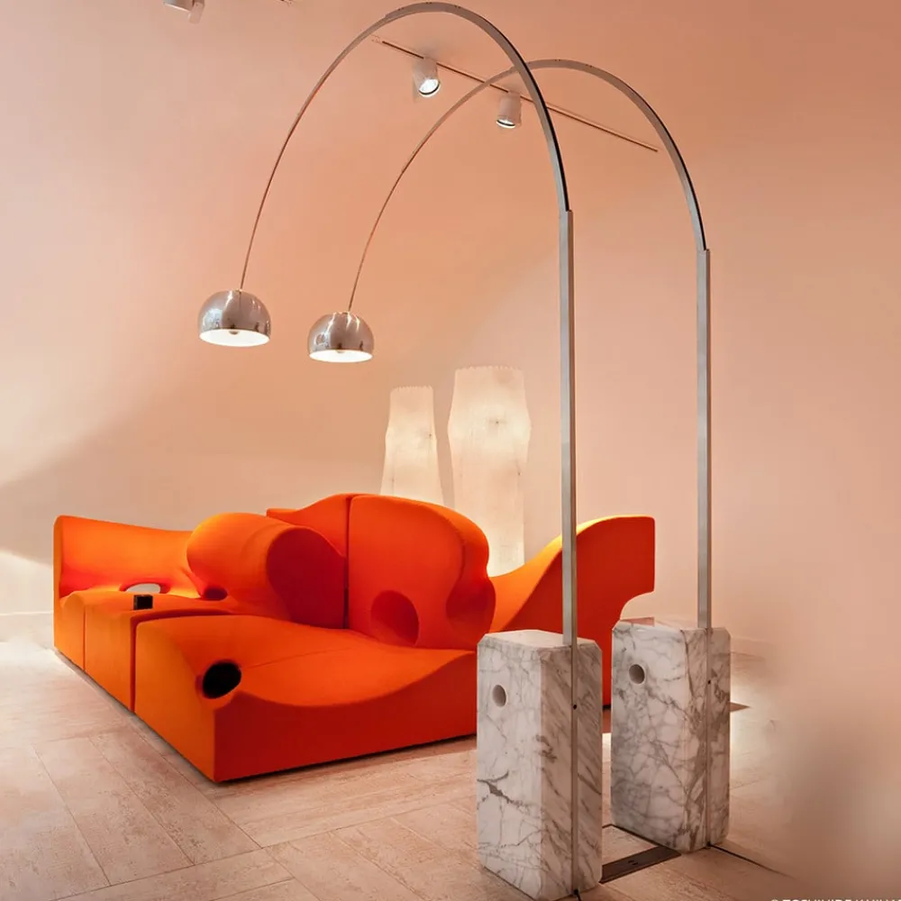 FLOS Arco - buelampe av høy kvalitet i buet design| Gulvlamper