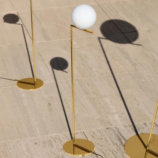 FLOS gulvlampe IC F1 10th Anniversary, gullbelagt, dimbar Discount