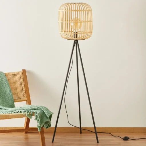 EGLO Gulvlampe Bordesley trebein med treskjerm Discount