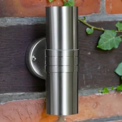 Brilliant Hanni - værbestandig utendørs LED-vegglampe| Led-Utendørs