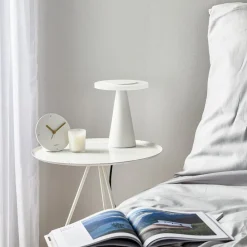 Helestra Bax bordlampe med touchdimmer, hvit| Bordlamper