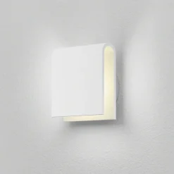 Helestra Cano innfelt LED-vegglampe, hvit| Downlights