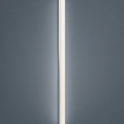 Helestra Lado – LED-speillampe 120 cm| Design- Og Hotellbelysning|Vegglamper