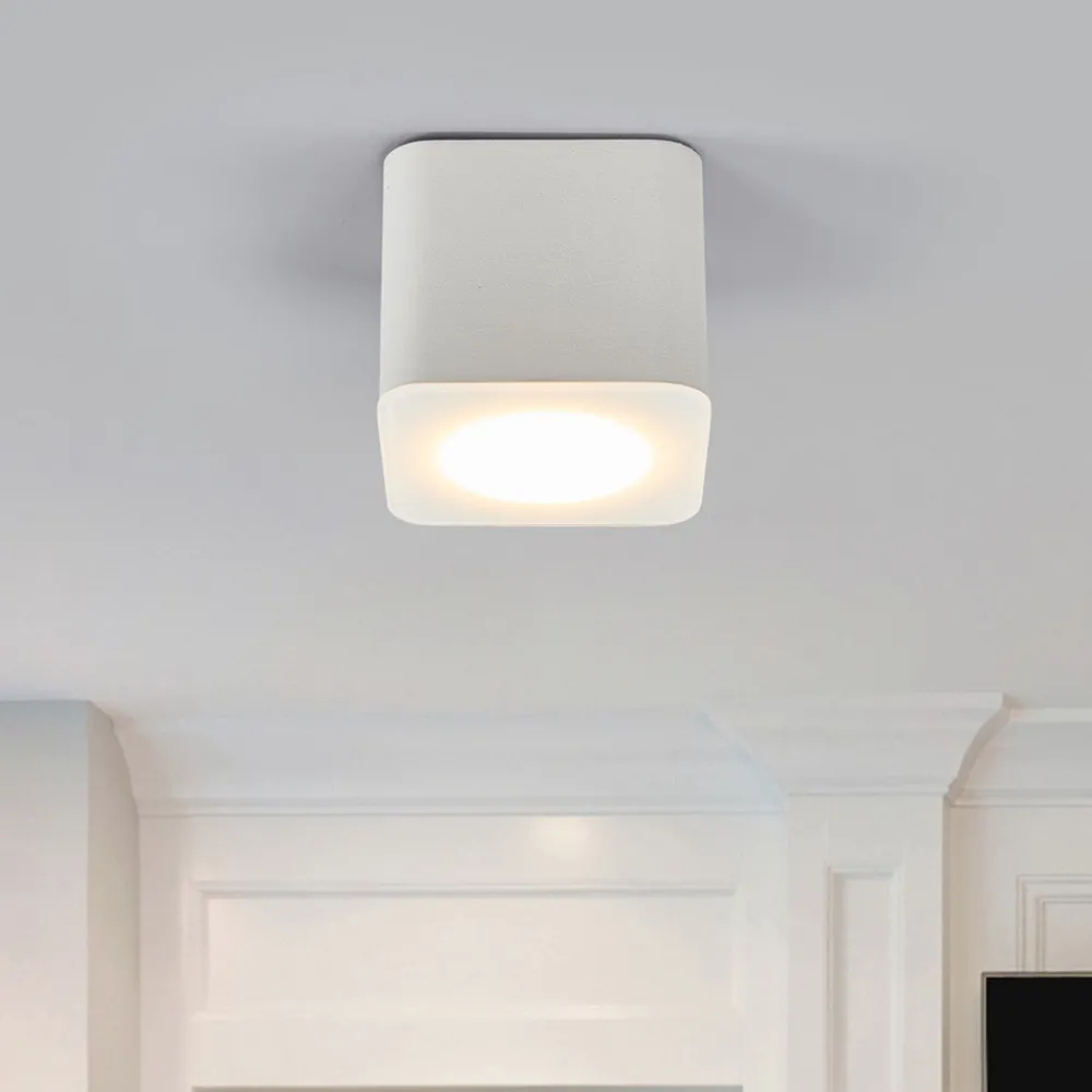 Helestra Oso LED takspot, kantet, hvit matt New