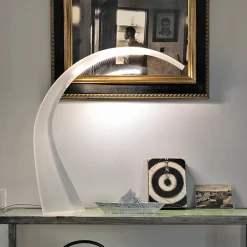 Kartell LED-bordlampe Taj, hvit, 62 cm, plast Best