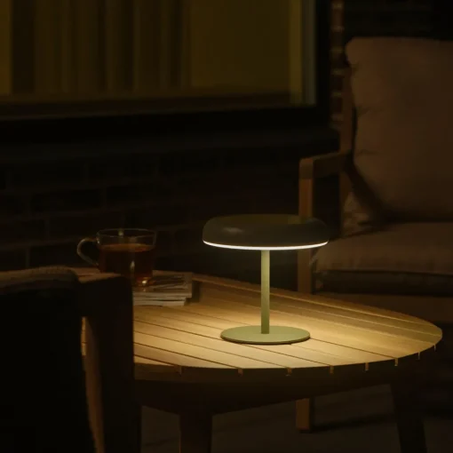 Nordlux LED-bordlampe med solcellepanel og batteri Elmer, grønn, metall, IP44