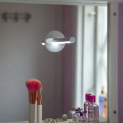 STAR TRADING LED-list Daylight, batterilys med berøringsdimmer| Vegglamper