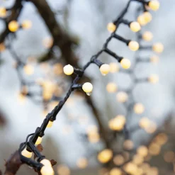 STAR TRADING LED-lyslenke Berry Mini med timerfunksjon hvit Hot