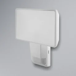 LEDVANCE Endura Pro Flood Sensor LED spot 27W hvit Clearance