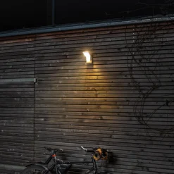 LEDVANCE Endura Pro Spot Sensor LED-spot 16 W grå| Vegglamper Med Sensor|Utespotter