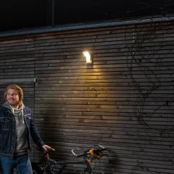 LEDVANCE Endura Pro Spot Sensor LED-spot 16 W grå| Vegglamper Med Sensor|Utespotter