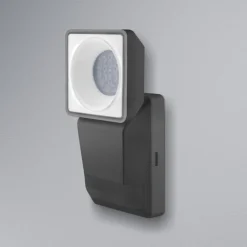 LEDVANCE Endura Pro Spot Sensor LED-spot 8 W grå| Vegglamper Med Sensor|Utespotter