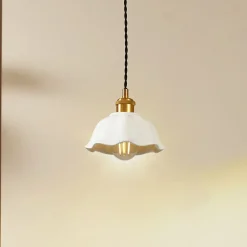 Lindby Annegret hengelampe, Ø 18 cm, keramikk, hvit/messing Sale