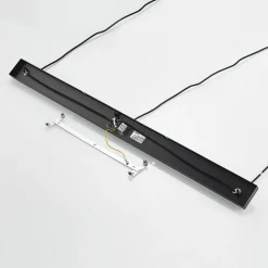 Lindby Elamira pendellampe, svart, metall, 133 cm, 3 lyskilder. Hot