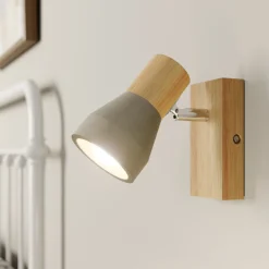 Lindby Filiz spotlight, 12 cm høy, tre, betong, E14 Best