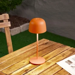 Lindby LED-bordlampe Arietty, oransje, dimbar, IP65 Best