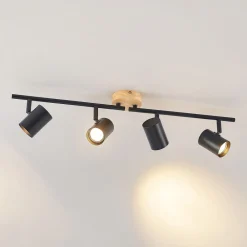 Lindby taklampe Xiomara, 4 lyskilder, 68 cm lang, tre