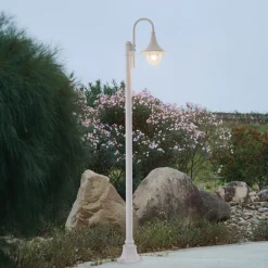 Lindby utelampe Daphne, 220 cm, hvit, metall, E27 Sale