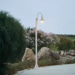 Lindby utelampe Daphne, 220 cm, hvit, metall, E27 Sale