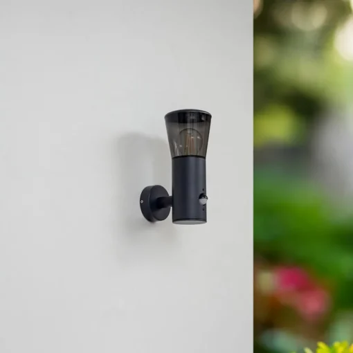 Lindby utendørs vegglampe Heulo, Ø 10,5 cm, røykgrå, sensor| Vegglamper Med Sensor|Utebelysning Med Sensor