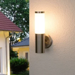 Lindby utendørs vegglampe Kristof, stål, 33 cm høy, E27 Hot