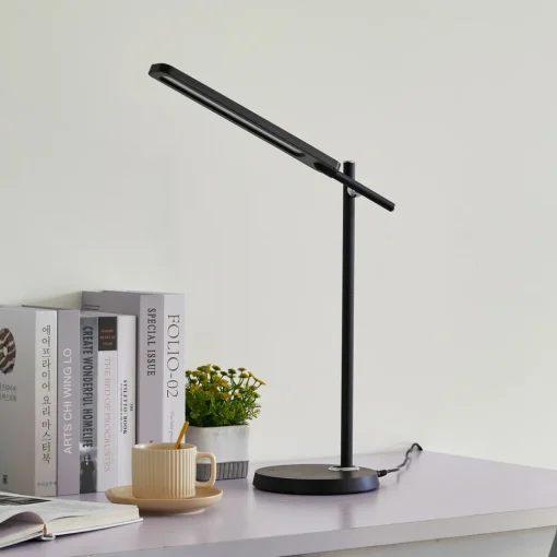 Lindby Valtorin LED-skrivebordslampe, svart Best