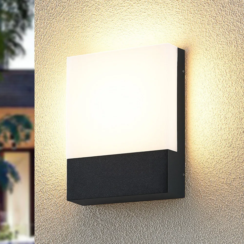 Lindby Vanira LED-vegglampe til uteområdet