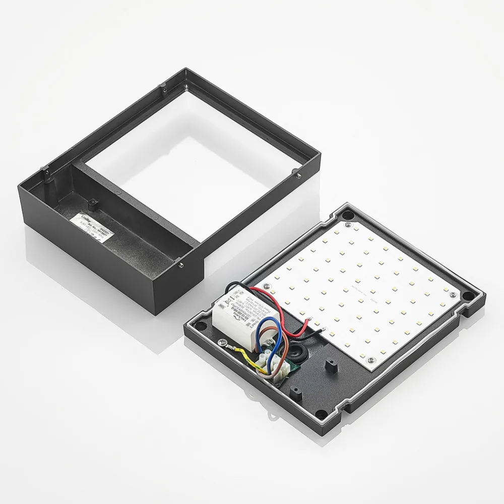 Lindby Vanira LED-vegglampe til uteområdet