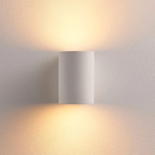 Lindby vegglampe Jannes, rund, hvit, gips, G9, lakkerbar New