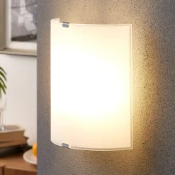 Lindby vegglampe Phil, hvit, glass, høyde 21 cm| Design- Og Hotellbelysning|Vegglamper