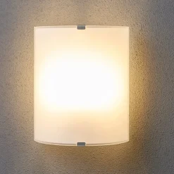 Lindby vegglampe Phil, hvit, glass, høyde 21 cm| Design- Og Hotellbelysning|Vegglamper