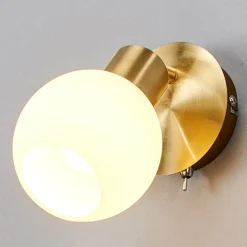 Lindby veggspot Elaina, messingfarget, glass, 14 cm høy, E14| Design- Og Hotellbelysning|Vegglamper