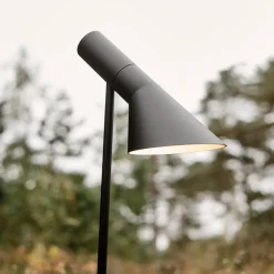 Louis Poulsen AJ Garden høyde 95 cm jording 840 Clearance
