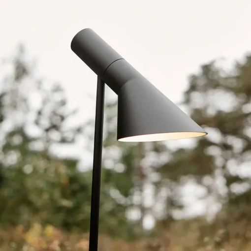 Louis Poulsen AJ Garden høyde 95 cm jording 830