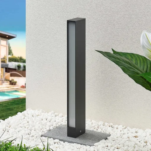 Lucande LED-gatelampe Lirka, mørkegrå, metall, 60 cm| Kommersiell Utebelysning|Terrassebelysning