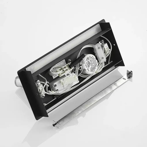 Lucande LED-vegglampe Kimo, 32 cm, svart, aluminium, USB| Led-Innendørs|Vegglamper