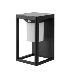 Lucande LED-vegglampe Tilena, svart, aluminium, sensor