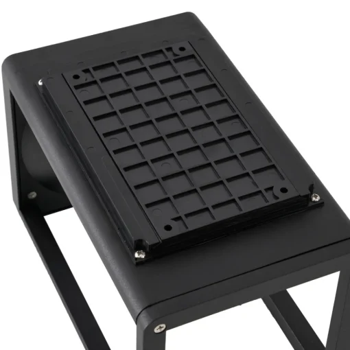 Lucande LED-vegglampe Tilena, svart, aluminium, sensor